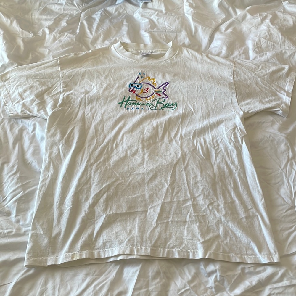 Vintage Thrifted White Hannah Bay Hawaii Graphic Tee Size: Extra Large